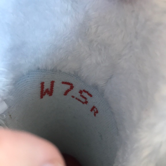 *SOLD* Brand New ThirtyTwo White Snowboard Boots - Picture 5 of 5